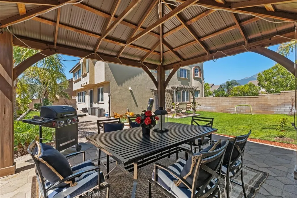5381 Campania Way, Fontana, California 92336 home-pic-52