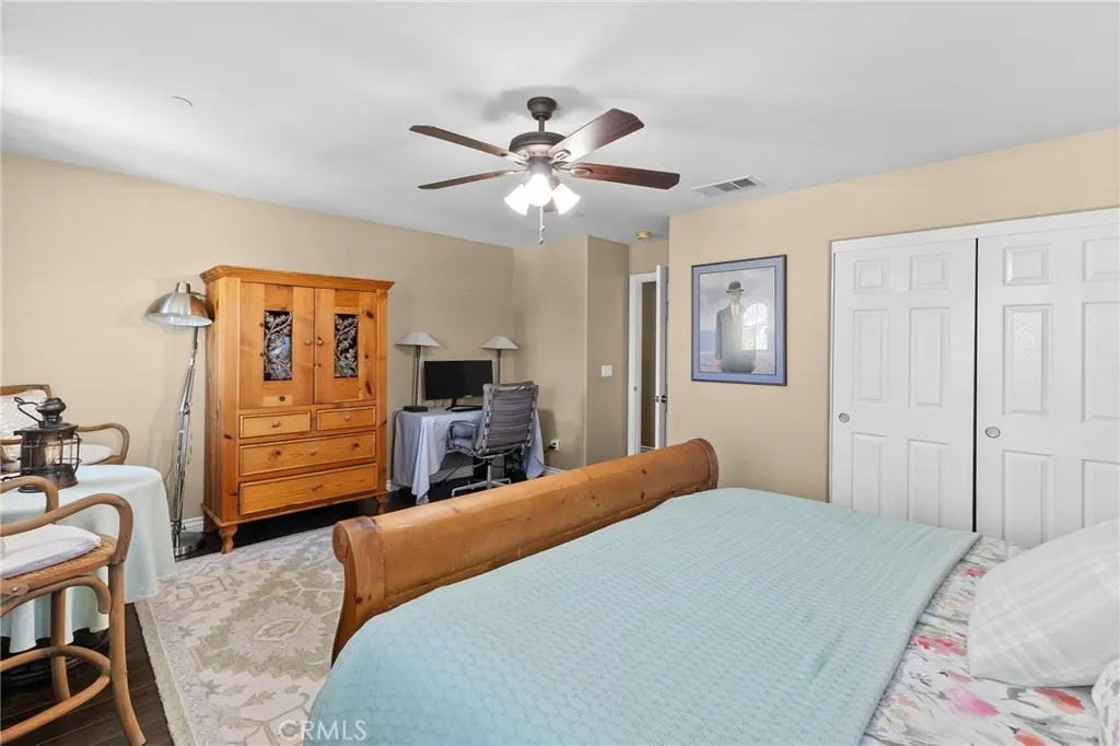 5381 Campania Way, Fontana, California 92336 home-pic-35