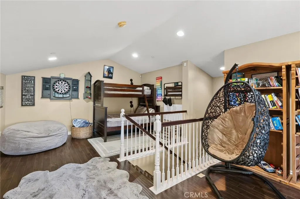 5381 Campania Way, Fontana, California 92336 home-pic-40