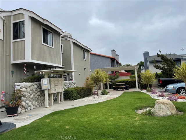 5586 Orange Avenue, Cypress, California 90630