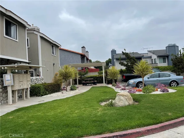 5586 Orange Avenue, Cypress, California 90630
