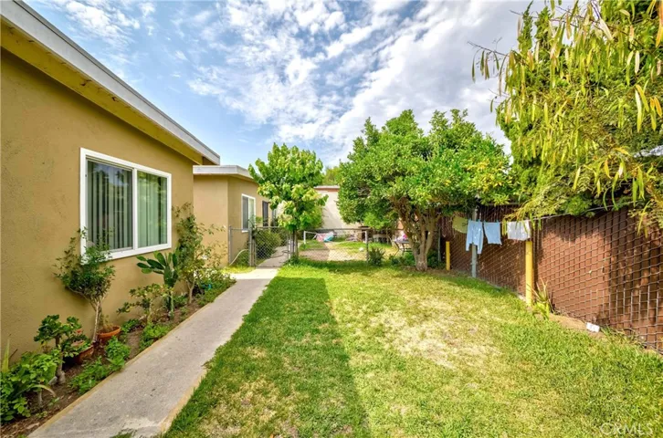 9863 Alondra Boulevard, Bellflower, California 90706