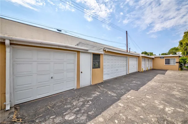 9863 Alondra Boulevard, Bellflower, California 90706
