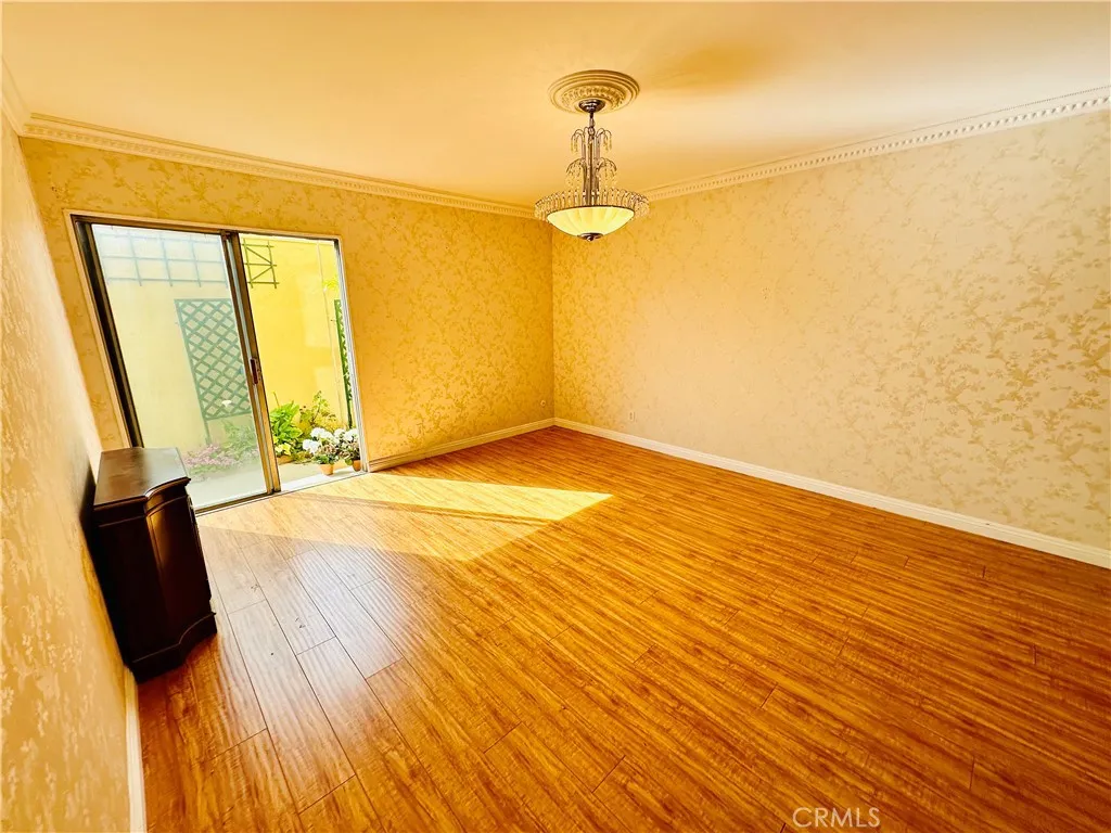 6225 Coldwater Canyon Avenue 117, North Hollywood, California 91606 home-pic-9