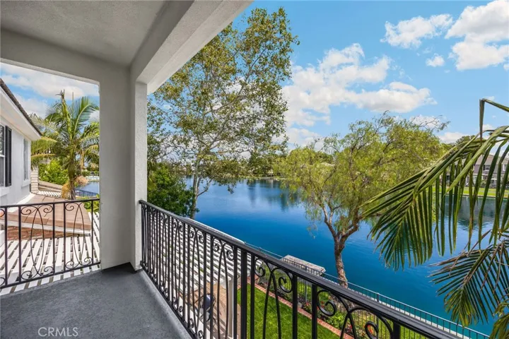 18 Lakeside Drive, Buena Park, California 90621