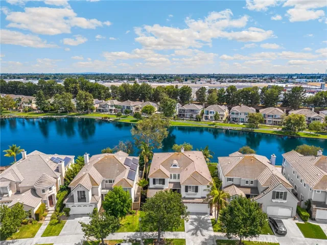 18 Lakeside Drive, Buena Park, California 90621
