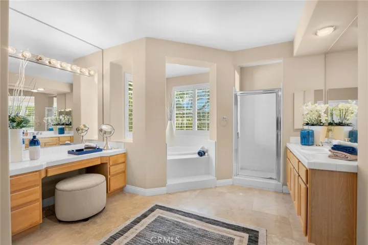 18 Lakeside Drive, Buena Park, California 90621