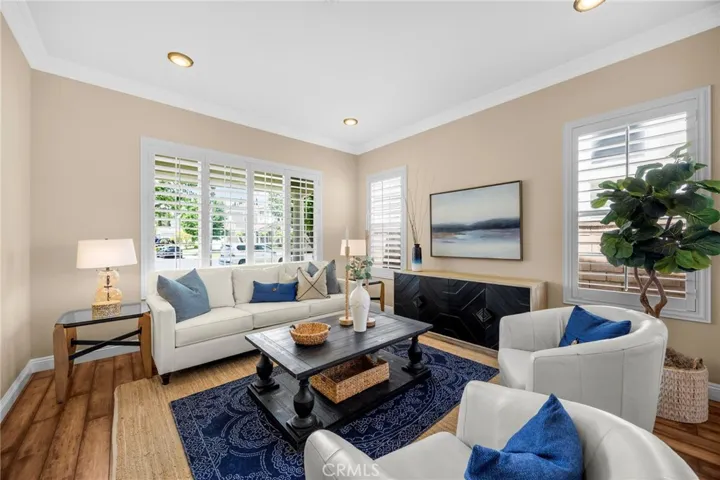 18 Lakeside Drive, Buena Park, California 90621