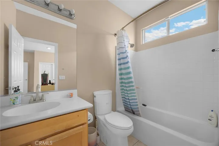 18 Lakeside Drive, Buena Park, California 90621