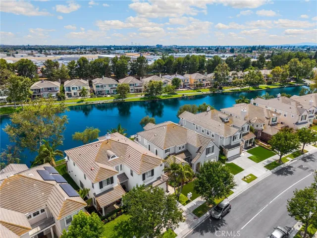 18 Lakeside Drive, Buena Park, California 90621