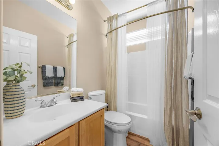 18 Lakeside Drive, Buena Park, California 90621