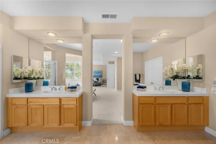 18 Lakeside Drive, Buena Park, California 90621