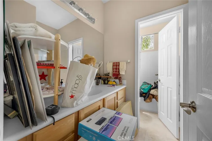 18 Lakeside Drive, Buena Park, California 90621