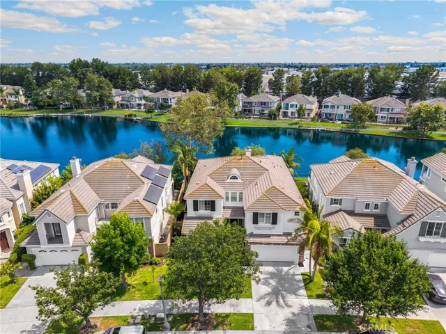 18 Lakeside Drive, Buena Park, California 90621