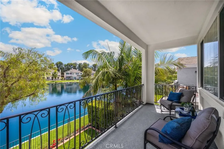 18 Lakeside Drive, Buena Park, California 90621