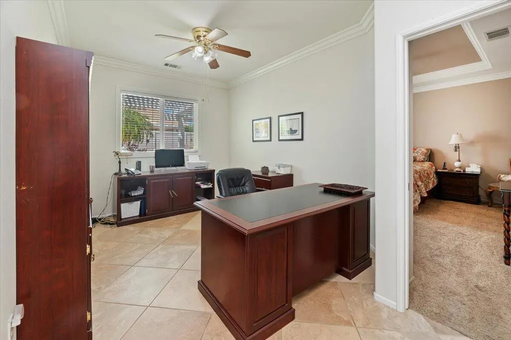 28026 Crystal Spring Drive, Menifee, California 92584 home-pic-23