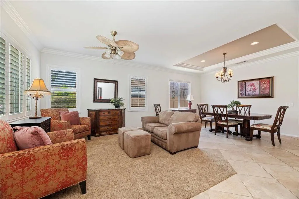 28026 Crystal Spring Drive, Menifee, California 92584 home-pic-8