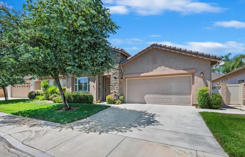 28026 Crystal Spring Drive, Menifee, California 92584 home-pic-6