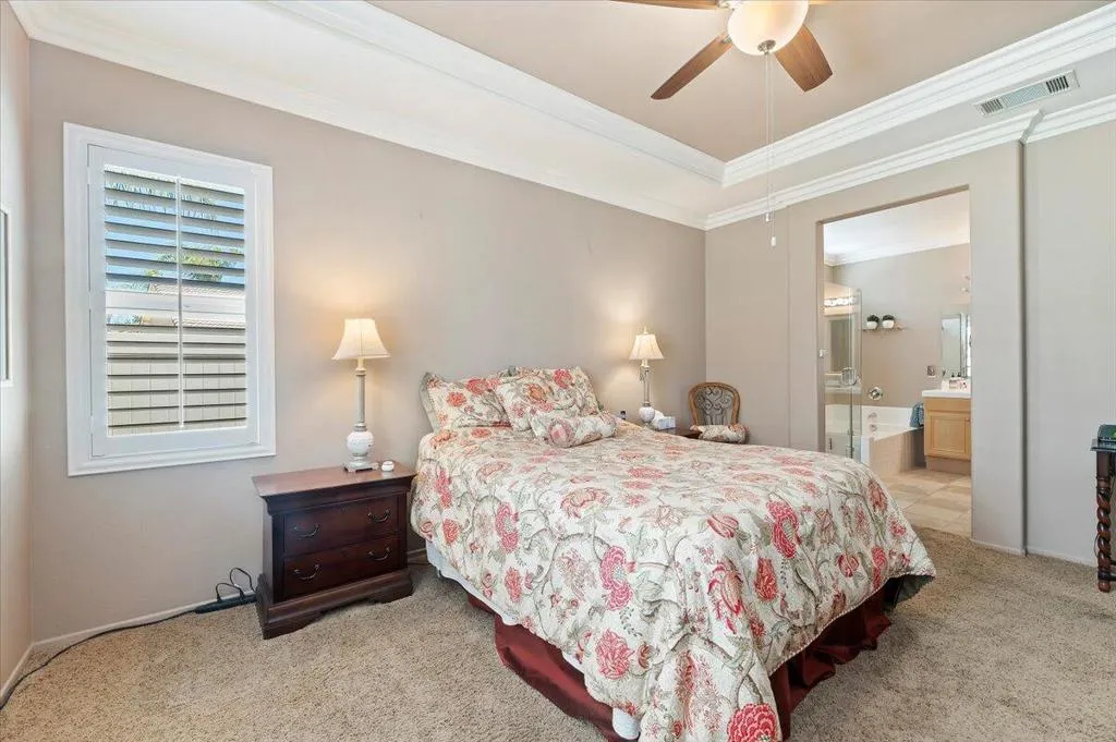 28026 Crystal Spring Drive, Menifee, California 92584 home-pic-26