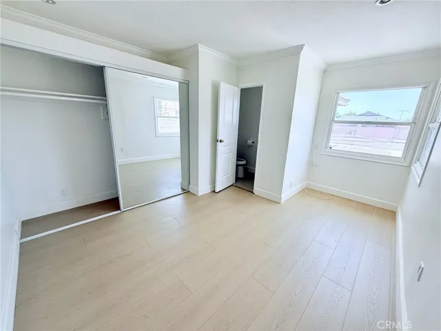 Bedroom with​​‌​​​​‌​​‌‌​​‌​​​‌‌​​​‌​​‌‌​​‌‌​​‌‌​​​​ Ensuite