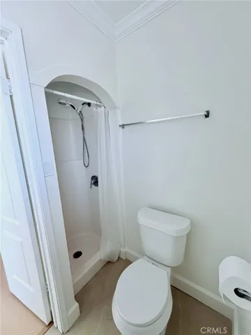 Bathroom Ensuite 1.1