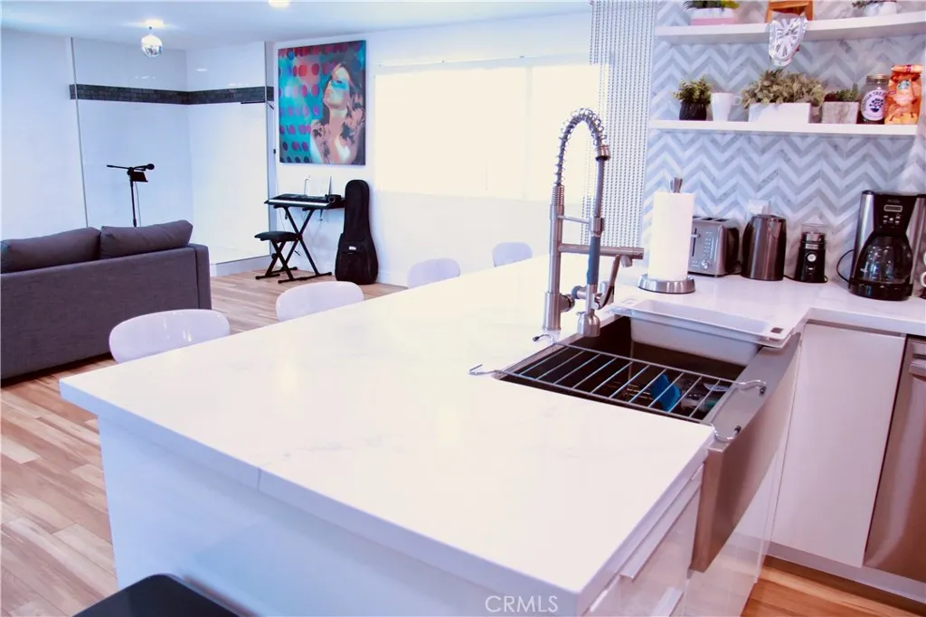 7112 Mecca Road, Joshua Tree, California 92252 home-pic-16