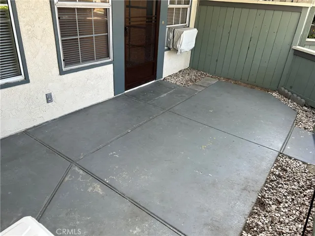 18232 Parkview Lane 103, Huntington Beach, California 92648