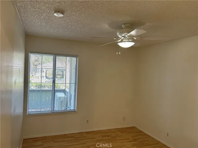 18232 Parkview Lane 103, Huntington Beach, California 92648