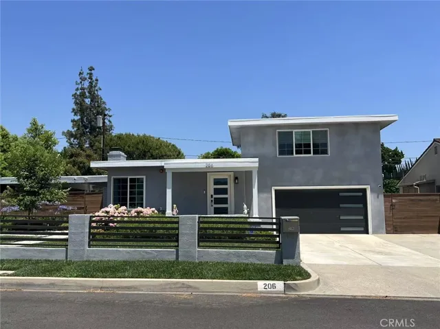 206 S Sunset Place, Monrovia, California 91016, 4 Bedrooms Bedrooms, ,3 BathroomsBathrooms,Residential,For Sale,Sunset,WS25162713