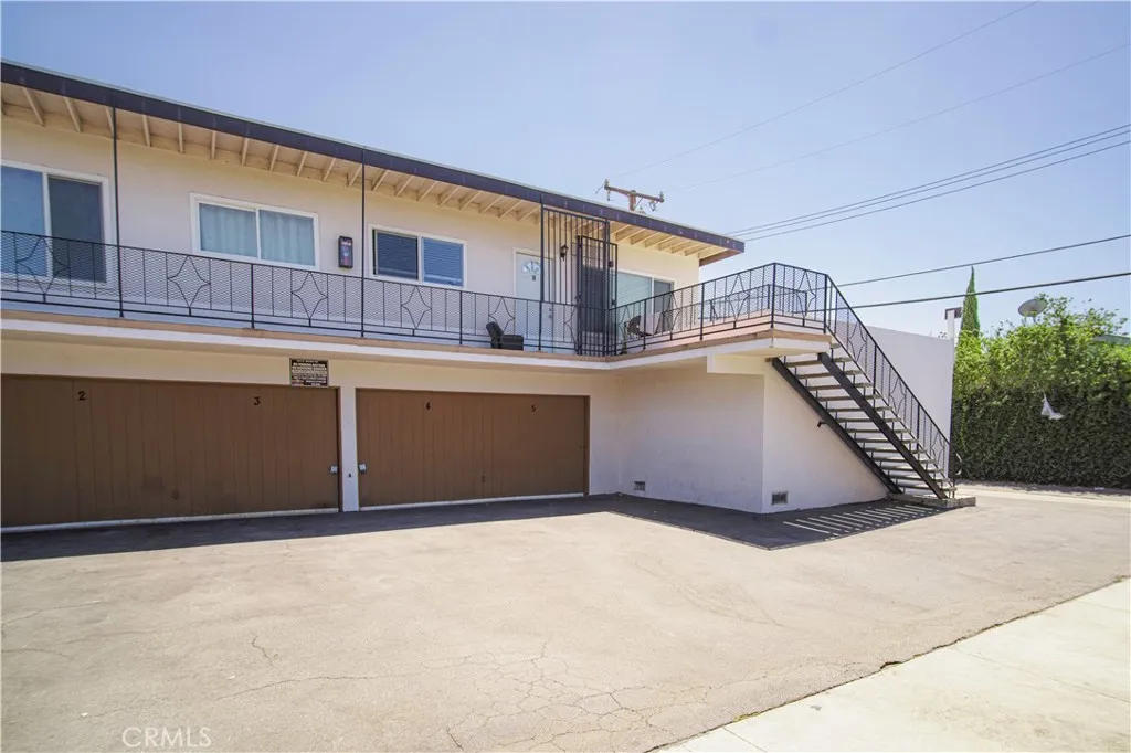 218 W Wilson Avenue, Orange, California 92867 home-pic-3