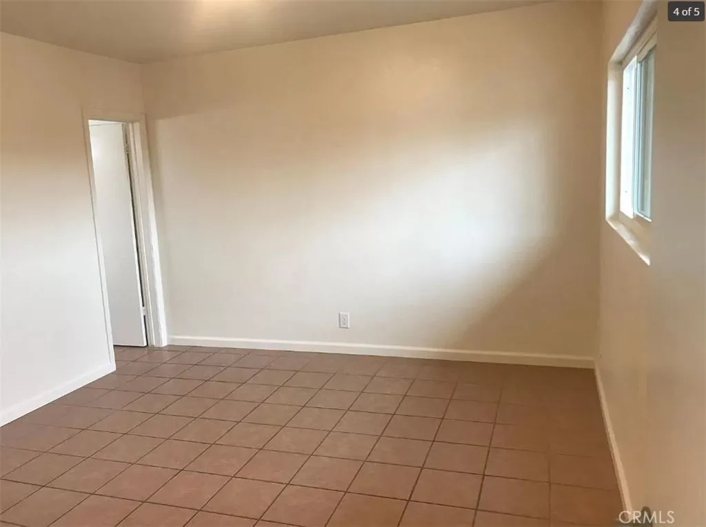218 W Wilson Avenue, Orange, California 92867 home-pic-9