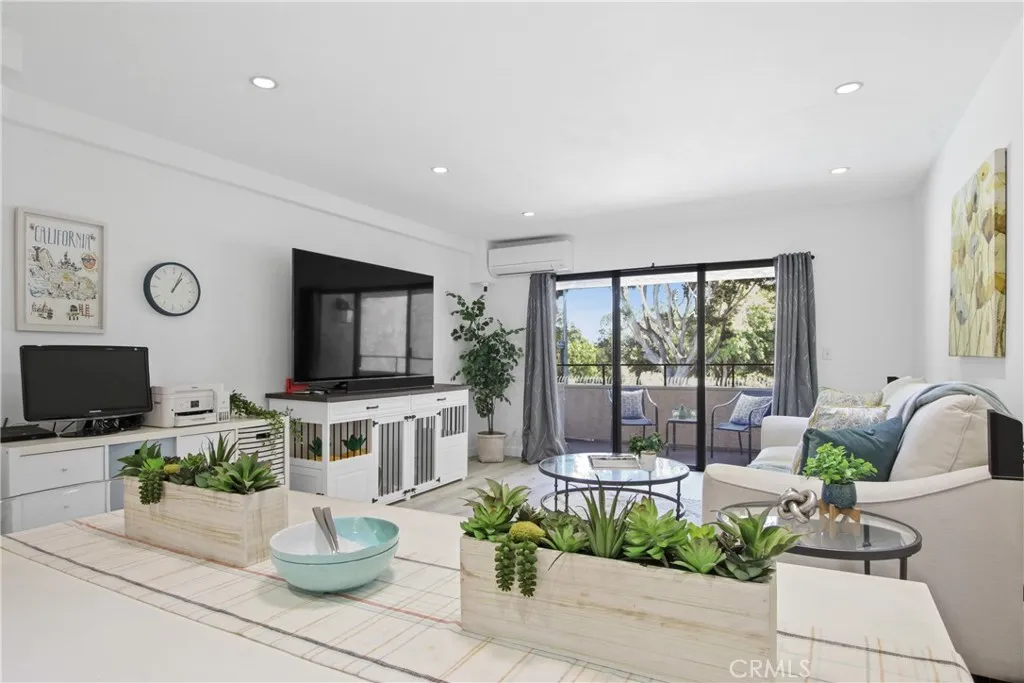 26101 Vermont Avenue 103b, Harbor City, California 90710 home-pic-3