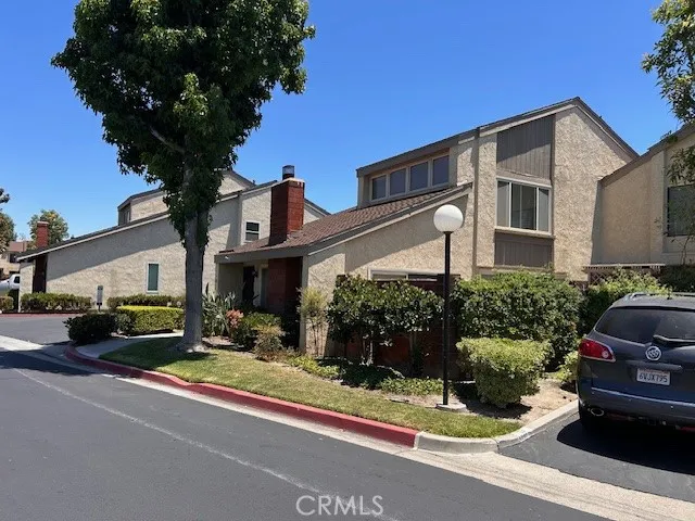 950 W Lamark Lane, Anaheim, California 92802