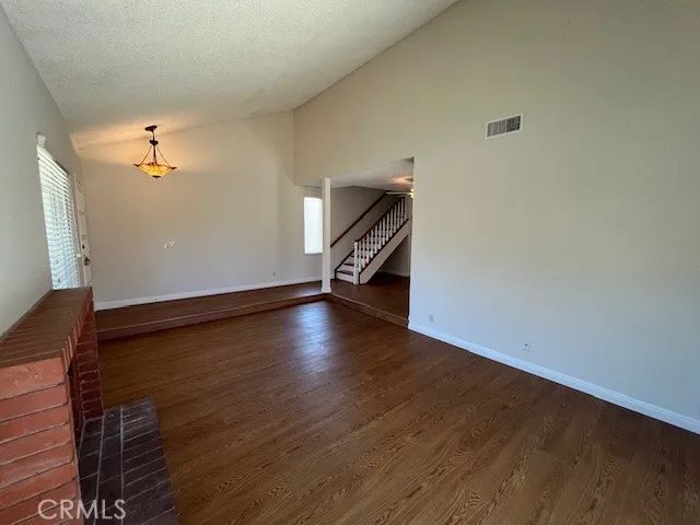 950 W Lamark Lane, Anaheim, California 92802