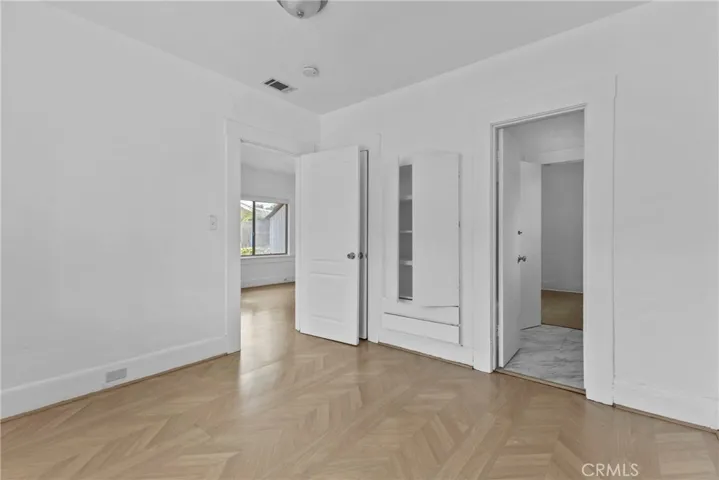Guest front room