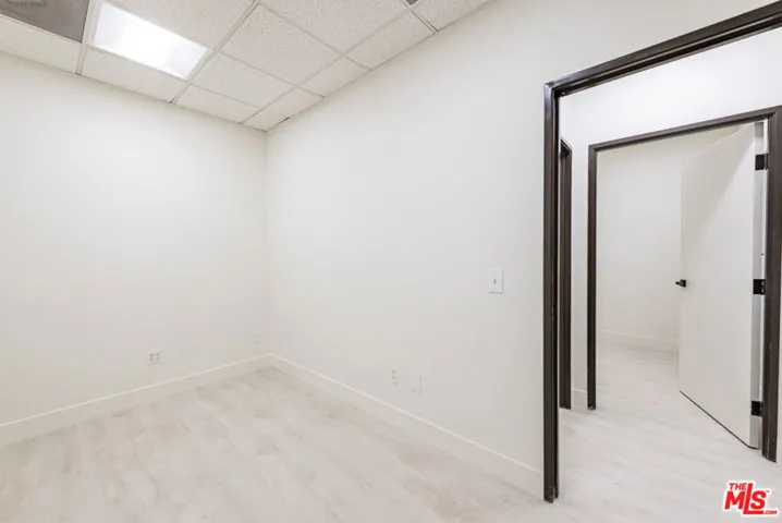19350 Business Center Drive 102, Northridge, California 91324