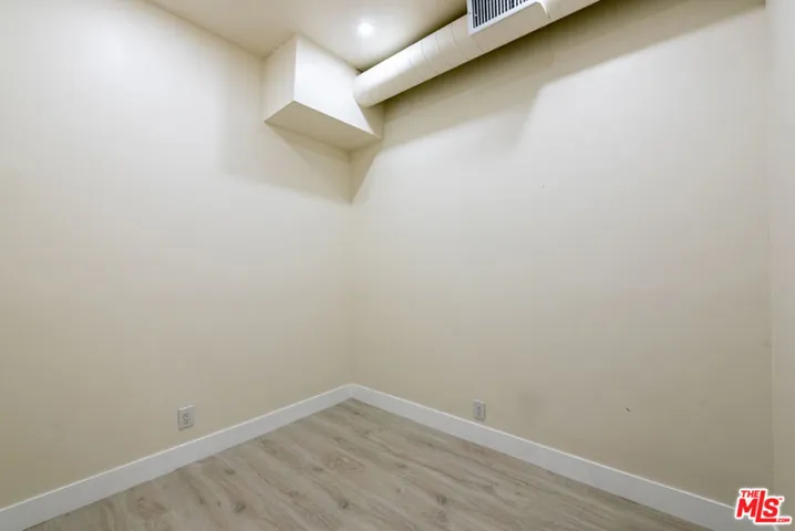 19350 Business Center Drive 102, Northridge, California 91324
