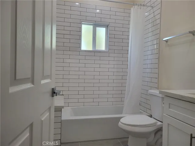 full guest bath