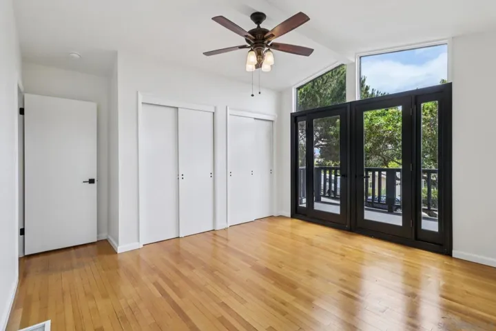 8560 Sunrise Ave, La Mesa, California 91941