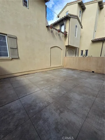 335 Tall Oak, Irvine, California 92603
