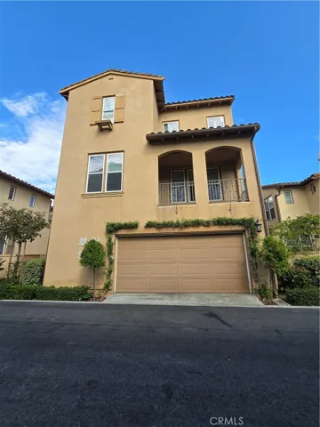 335 Tall Oak, Irvine, California 92603