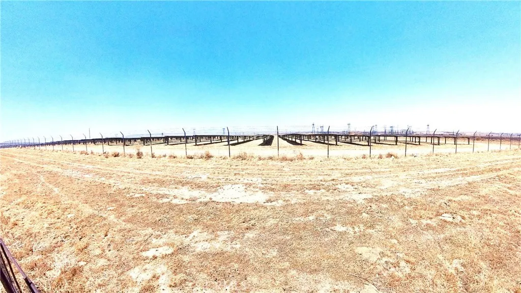 Access road towards the back of the property lot