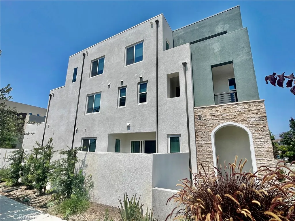 114 Culture, Irvine, California 92618, 3 Bedrooms Bedrooms, ,4 BathroomsBathrooms,Residential Lease,For Rent,Culture,AR25162956
