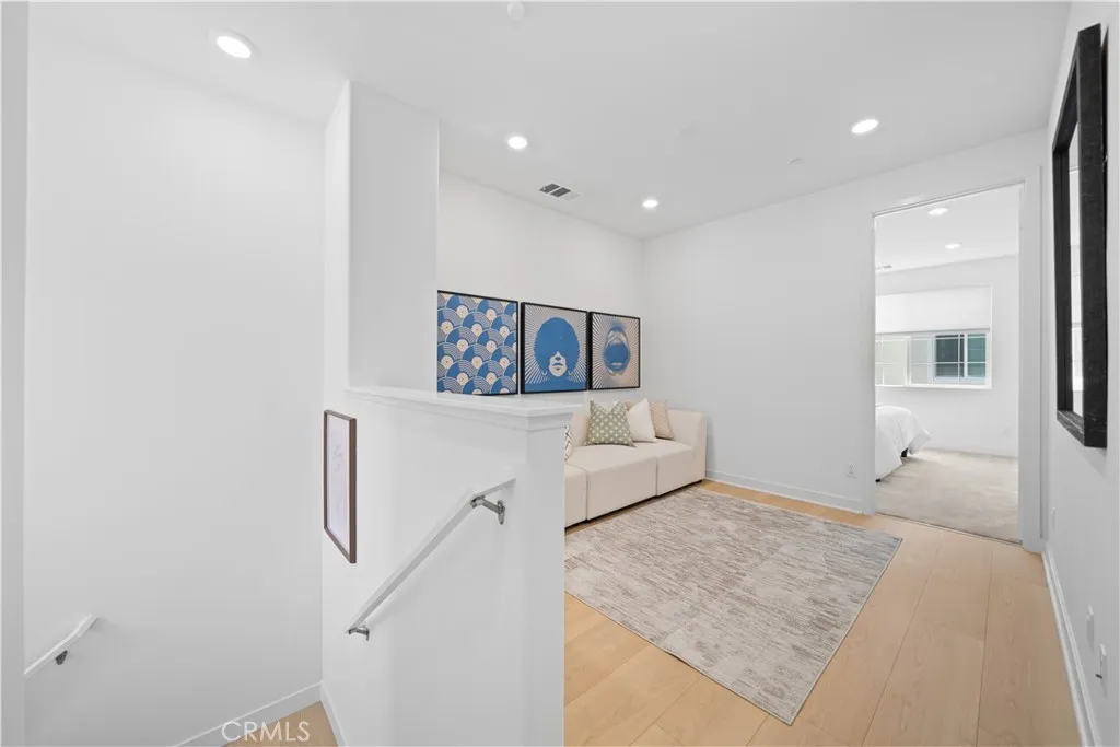 1042 N Anaheim Blvd 2, Anaheim, California 92801 home-pic-20