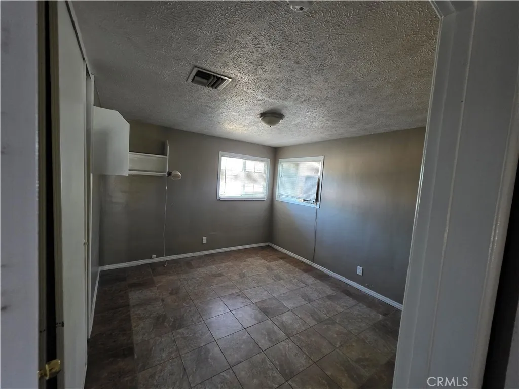 44108 Gadsden Avenue, Lancaster, California 93534 home-pic-12