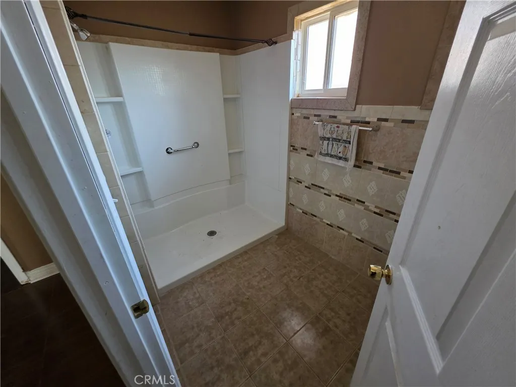 44108 Gadsden Avenue, Lancaster, California 93534 home-pic-14