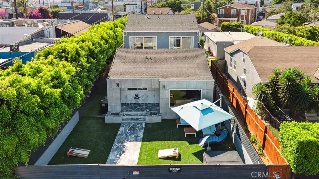 835 Sunset Avenue, Venice, California 90291 home-pic-0
