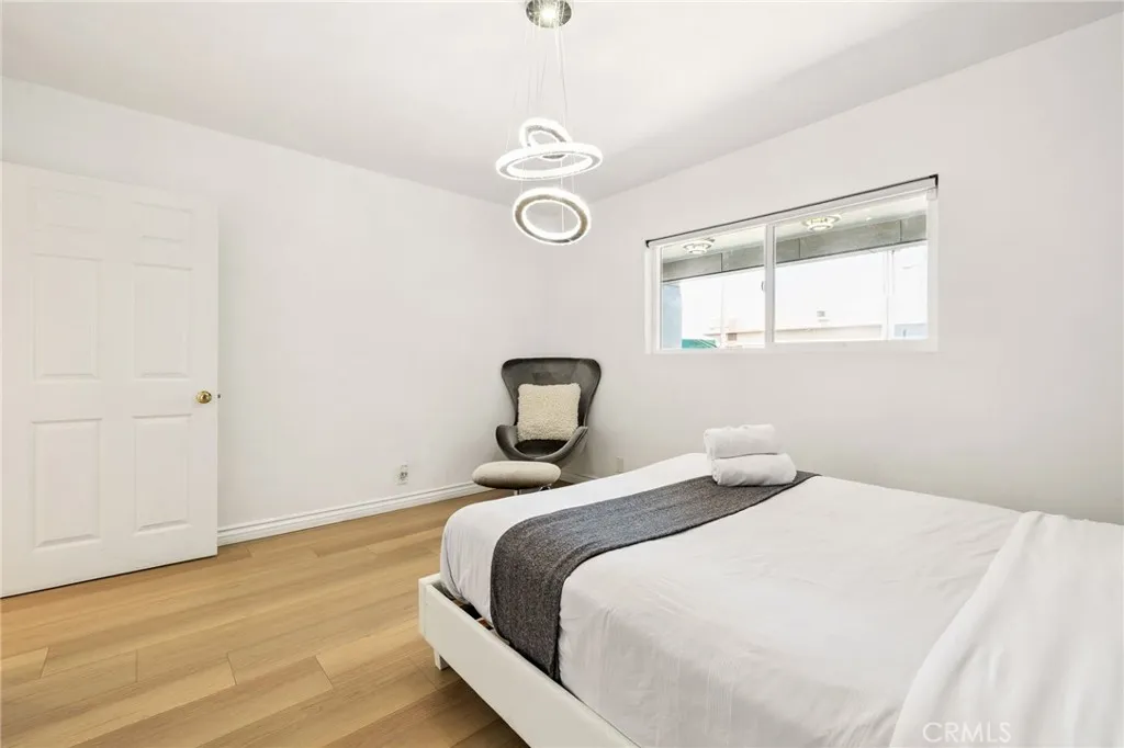 835 Sunset Avenue, Venice, California 90291 home-pic-13