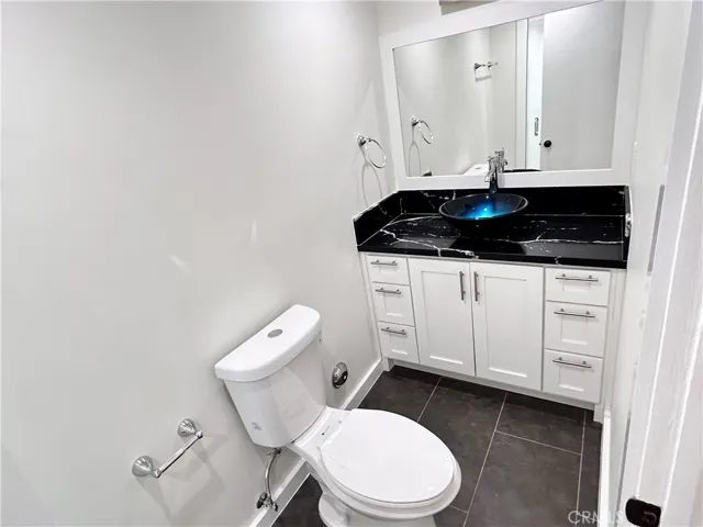 8541 Belmar Avenue, Northridge, California 91324