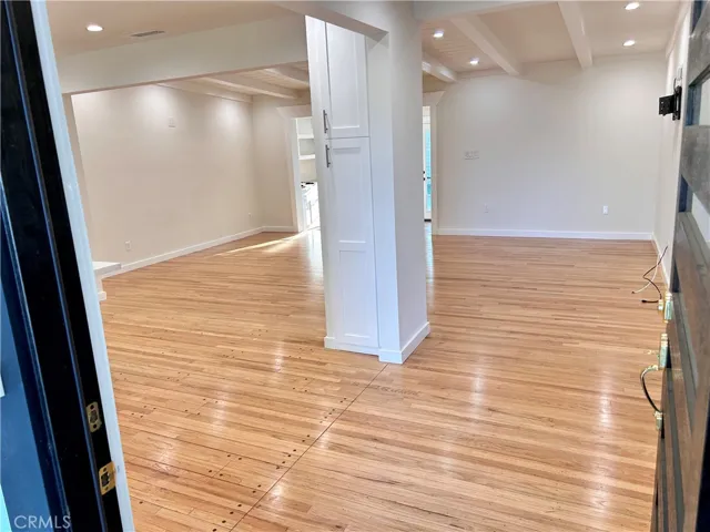 8541 Belmar Avenue, Northridge, California 91324